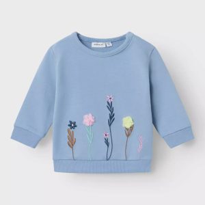 FELPA CELESTE CON FIORI – NAME IT