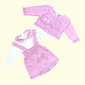 Prime Emozione Completo Nascita in Filo Tre Pezzi Polo Gonna con Bretelle e Golfino