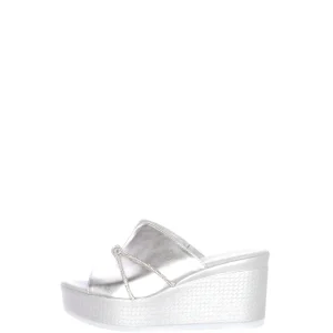 Sandalo scalzato in pelle con strass Soffice Sogno