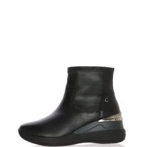 Stivaletto in pelle nera con gambale elastico Cinzia Soft