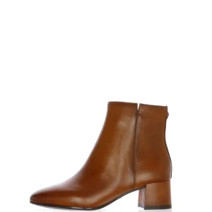 Stivaletto in pelle nera e cuoio con tacco basso Tamaris